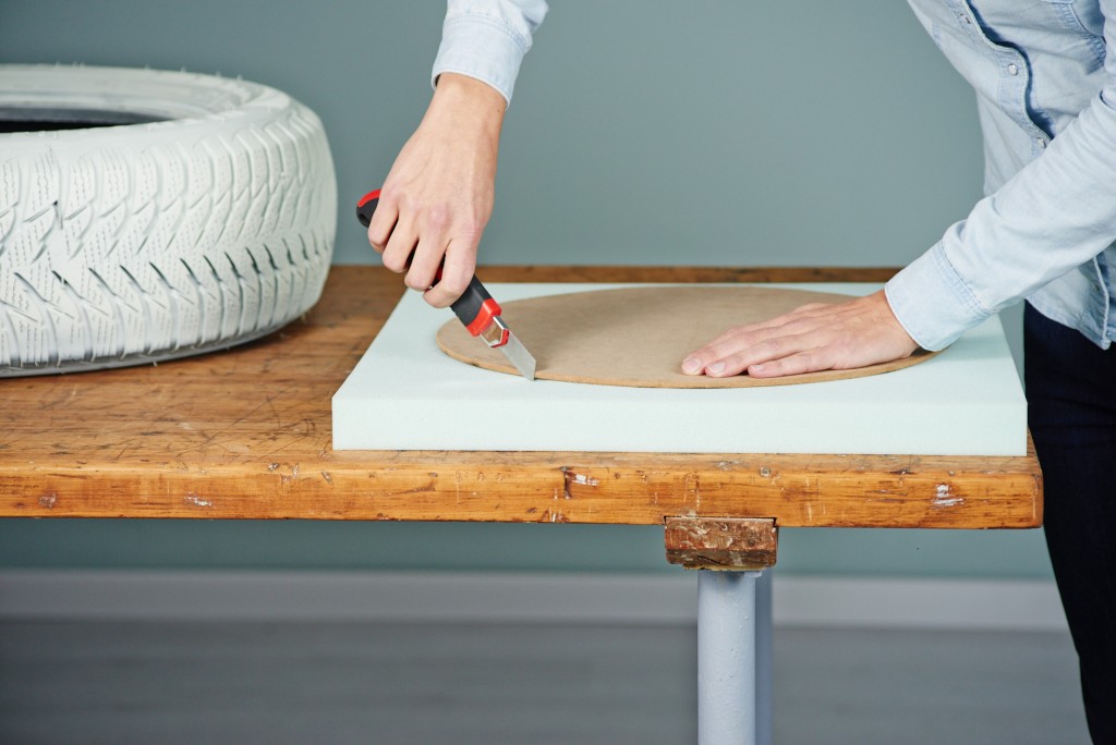 Winterreifen wird zum Pouf